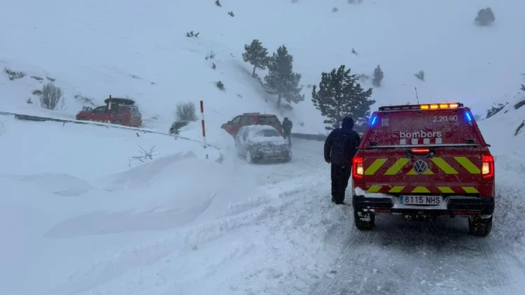 El calvari de dos escaladors atrapats a Montserrat per la neu: "No podíem ni retrocedir"